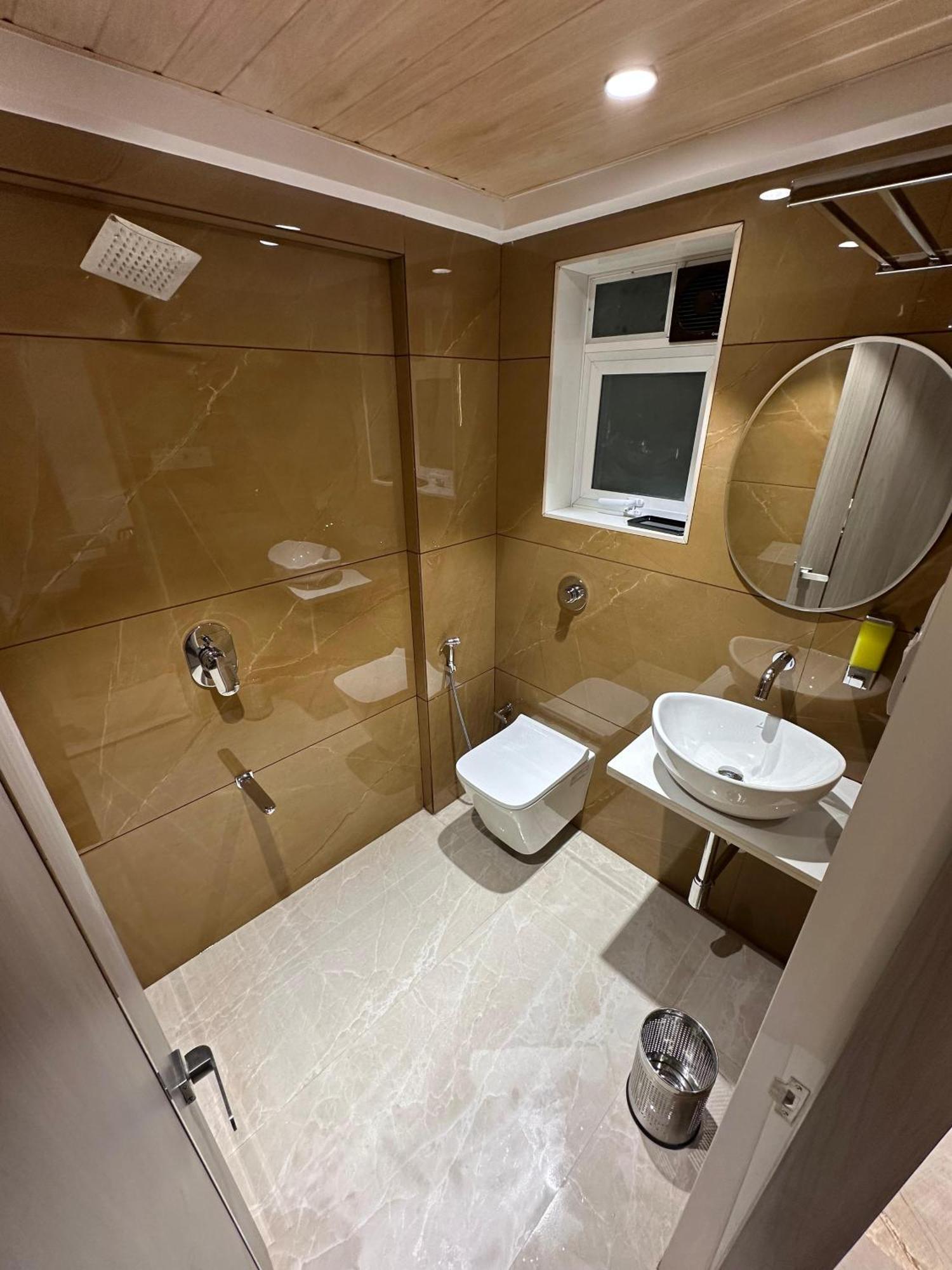 Hotel Spencer-Navi Mumbai Kültér fotó