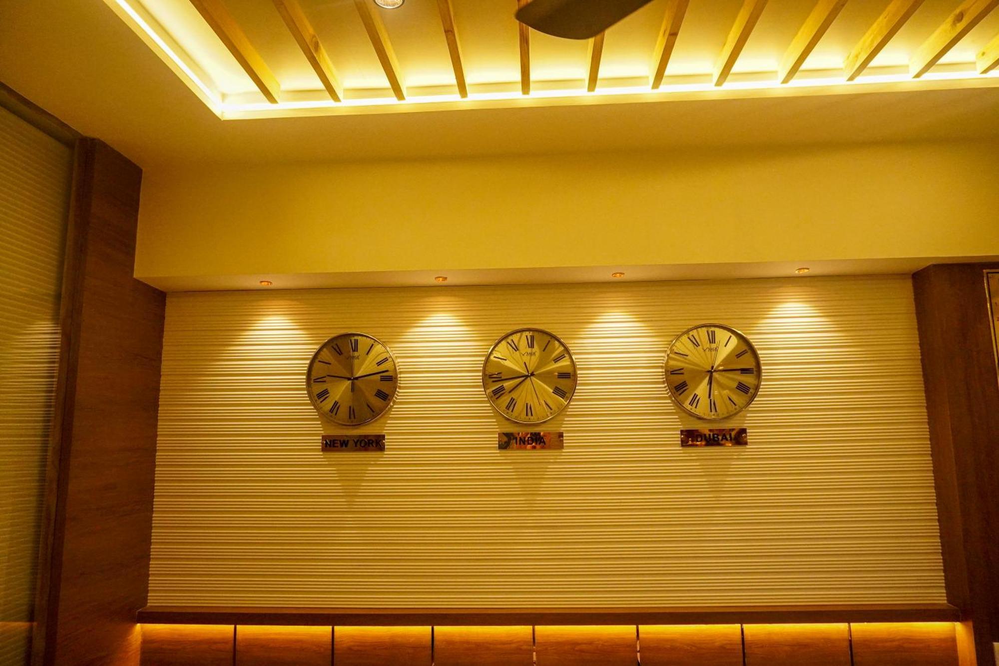 Hotel Spencer-Navi Mumbai Kültér fotó